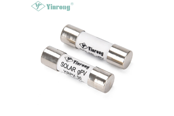 현대 PV 시스템에서 태양광 발전 보호 PV 퓨즈가 그토록 중요한 이유는 무엇입니까?