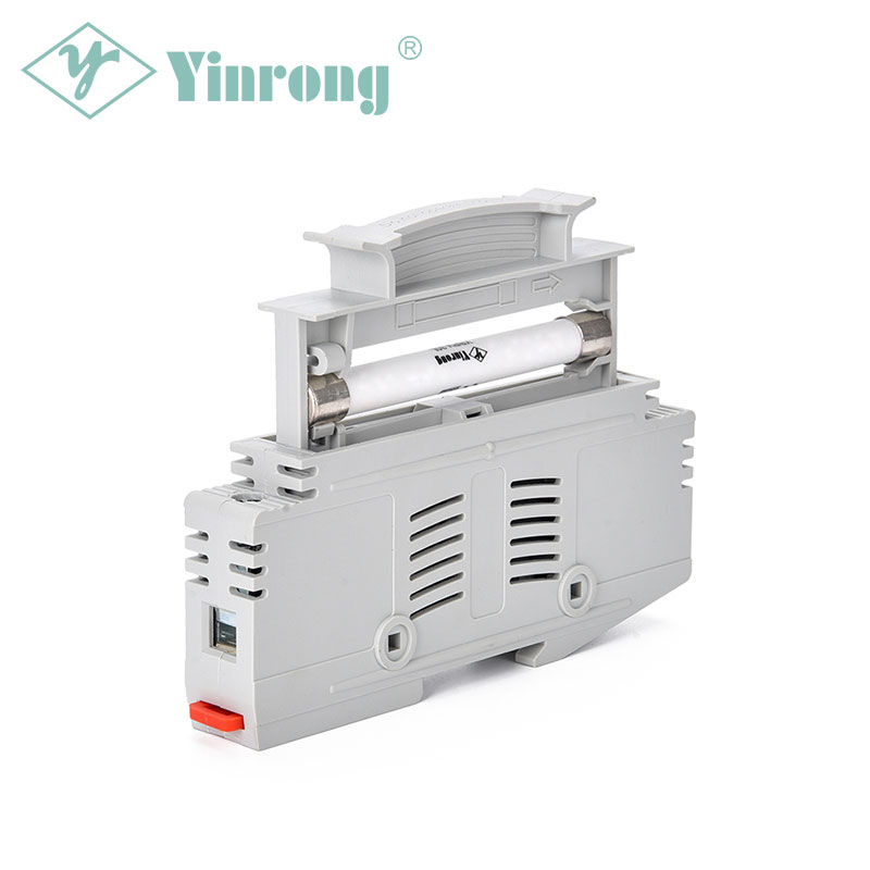 1500VDC 30A 10×85mm 태양광 PV DIN 레일 퓨즈 홀더가 현대 태양광 발전 시스템의 중요한 안전 구성요소인 이유